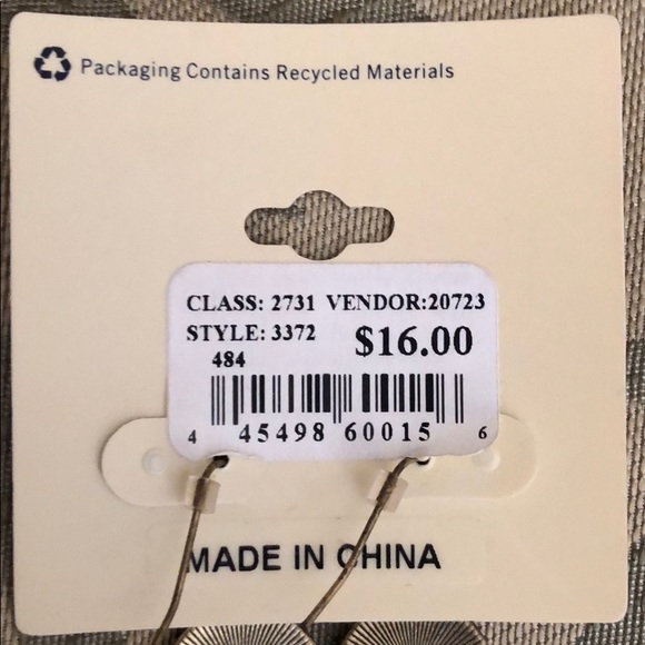 Bass and Co. Gold earrings. Long. - Picture 4 of 4